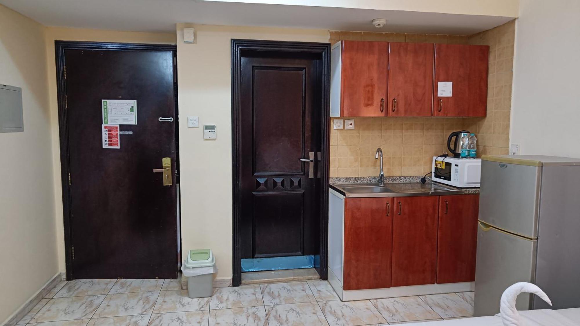 שארג'ה Ruwi Beach Hotel Apartments - Maha Hospitality Group מראה חיצוני תמונה